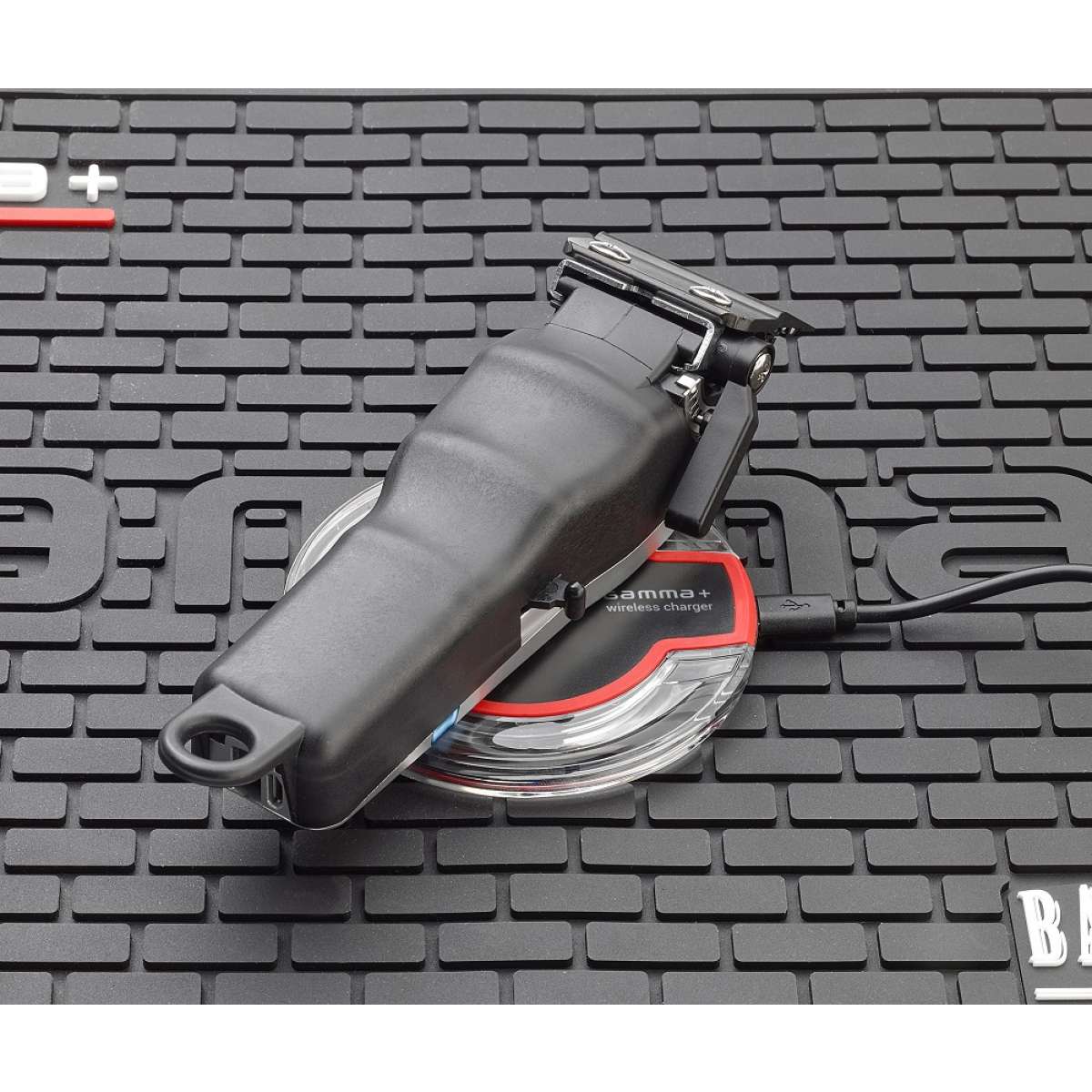 Gamma-Piu-Wireless-Charger-1